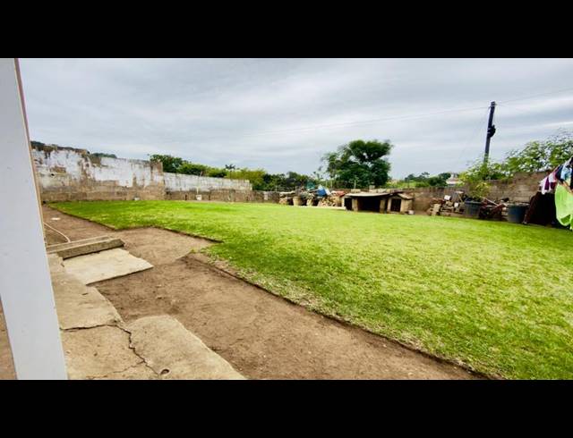 3 BEDROOM HOUSE FOR SALE IN KWAMASHU